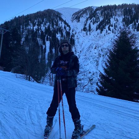 Berona Dag Evleri Camlihemsin Luaran gambar